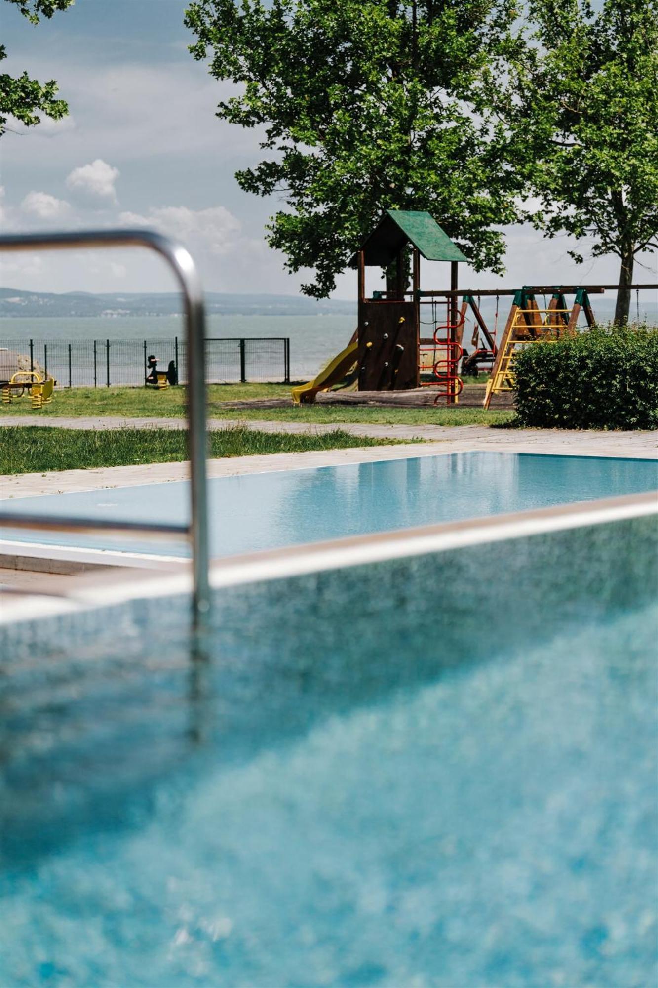 Butique Apartman Grand Balatonlelle Luaran gambar