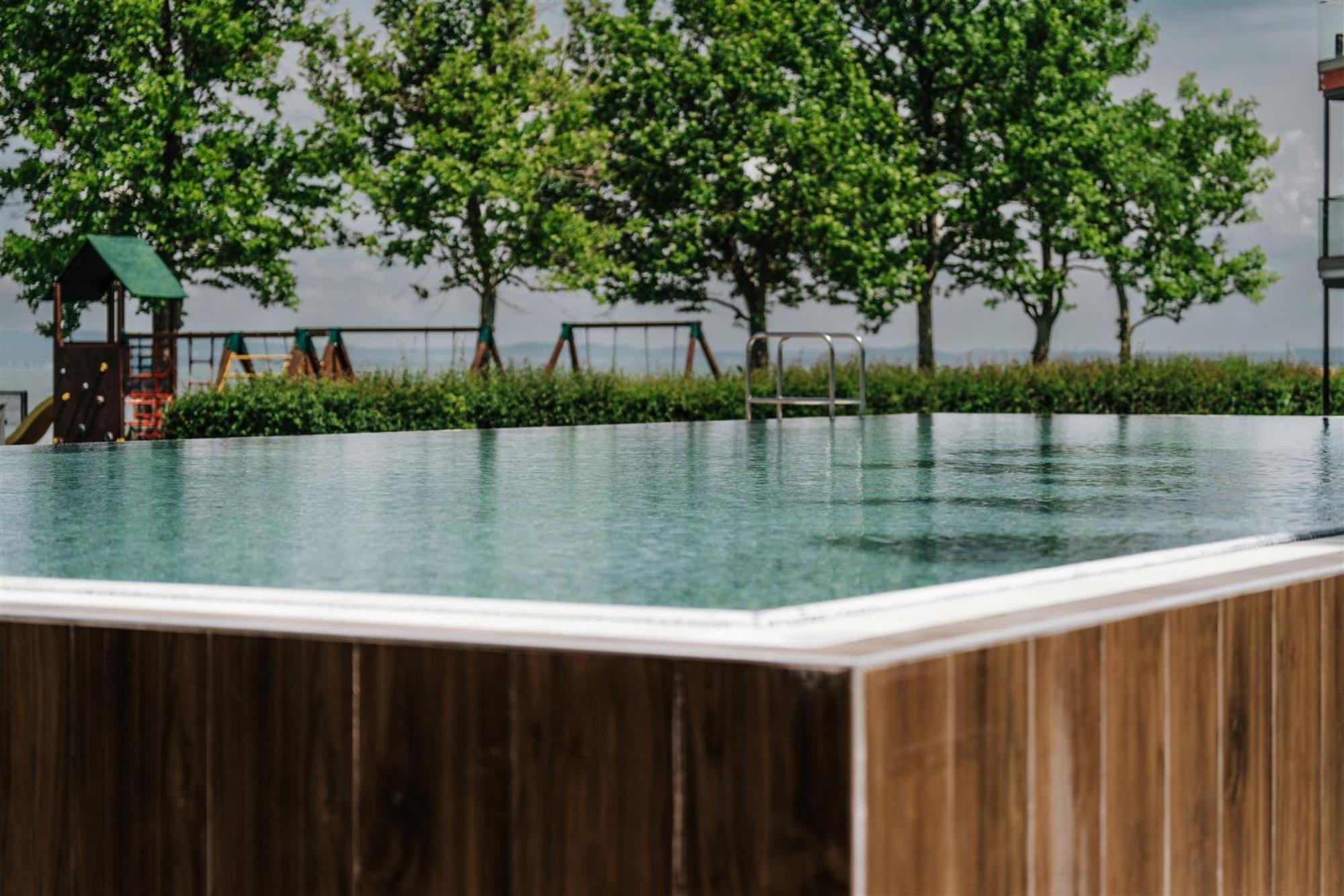 Butique Apartman Grand Balatonlelle Luaran gambar