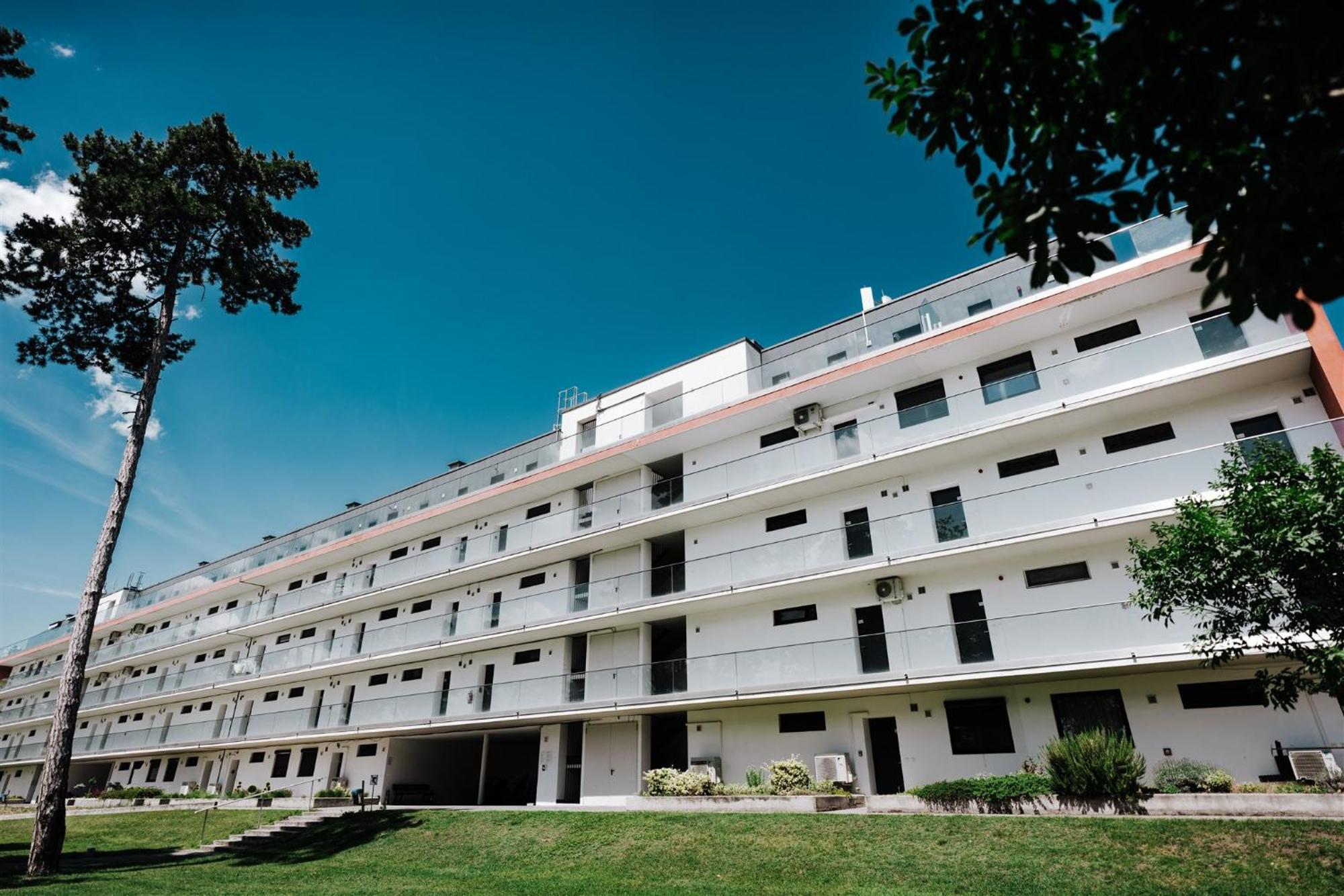 Butique Apartman Grand Balatonlelle Luaran gambar